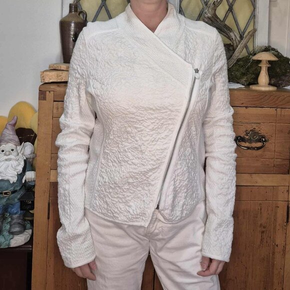 🍄 50% OFF - Anthropologie Moth Cream Asymmetrical Zip Cardigan Size M - Picture 1 of 11